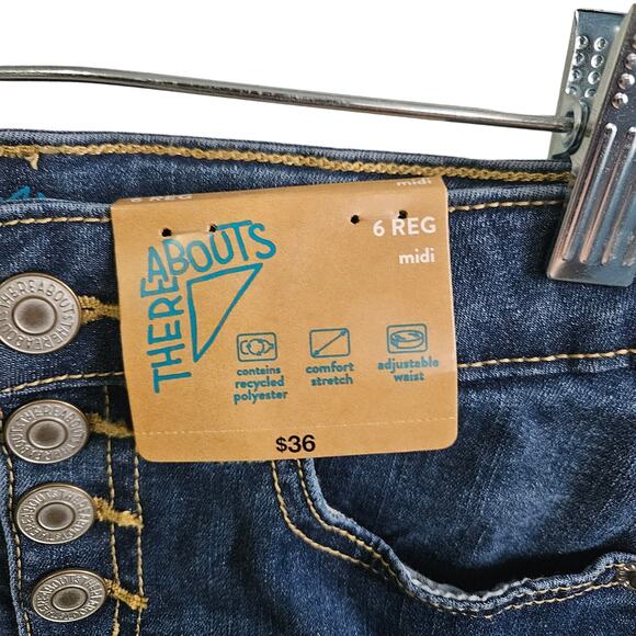 Thereabouts Girls Size 6 Button Fly Jean Shorts Distressed Rolled Hem Denim New - Picture 4 of 7